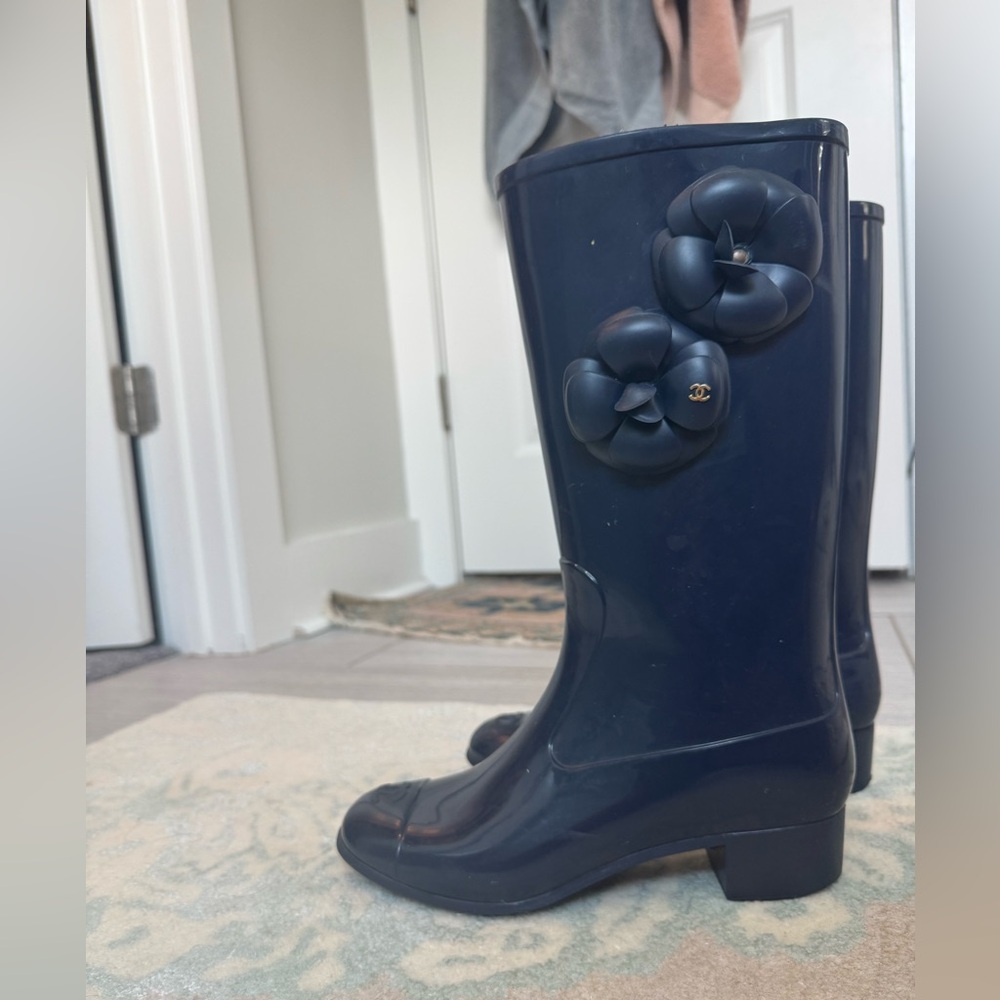 CHANEL Navy Blue Winter & Rain Boots